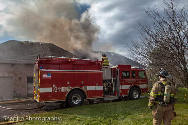 4-alarm house fire in Wadsworth ilinois 10-24-13 Newport Township FPD Larry SHapiro photography